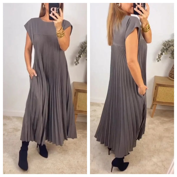 Lidia - Einfarbiges plissiertes Kleid für Frauen