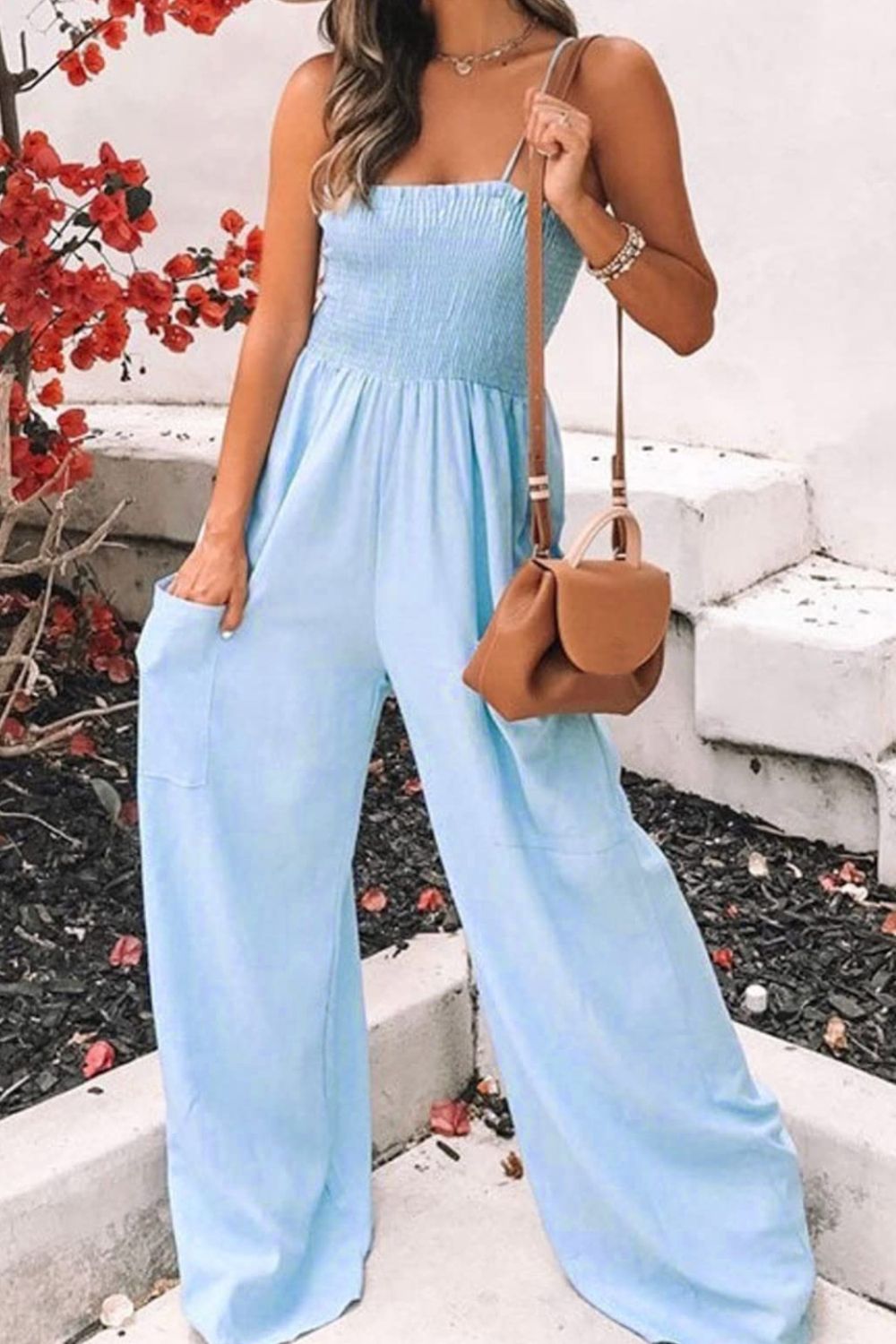 Charlotte - Jumpsuit mit gesmokten Spaghetti-Trägern und weitem Bein