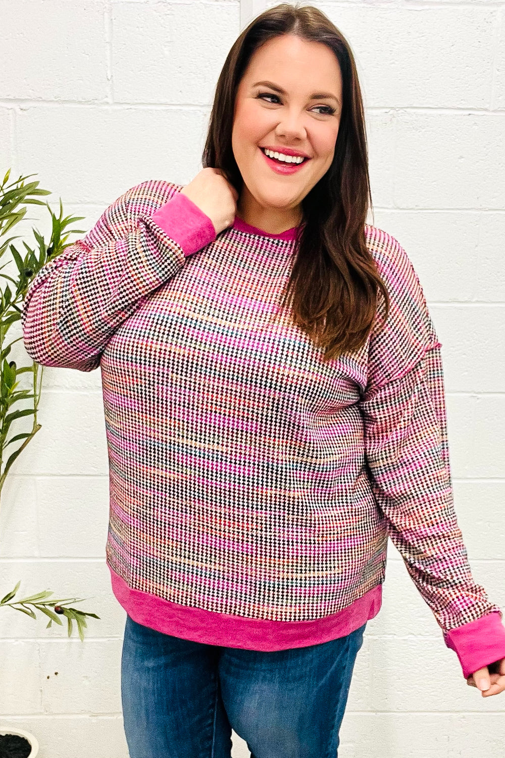 Olivia® | Bring Joy Magenta Mehrfarbiger strukturierter Waffelstrickpullover