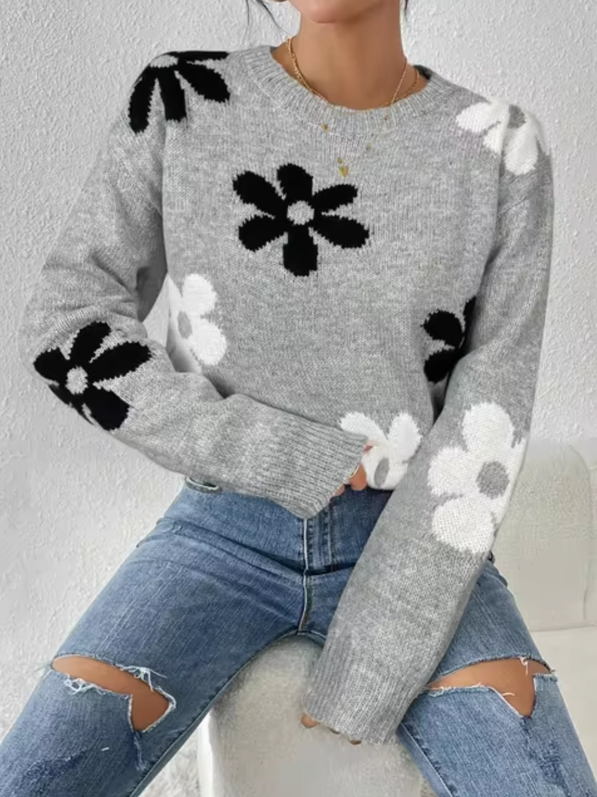 Victoria® | Gestrickter Pullover mit Blumenmuster